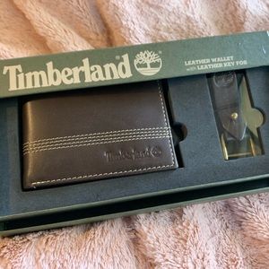 NIB Men’s Timberland Leather Wallet and Key FOB